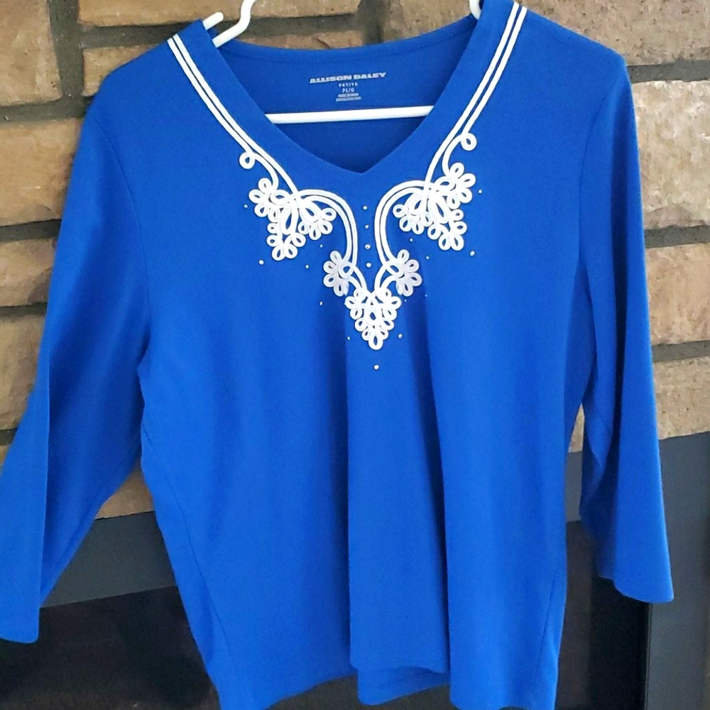 blouse